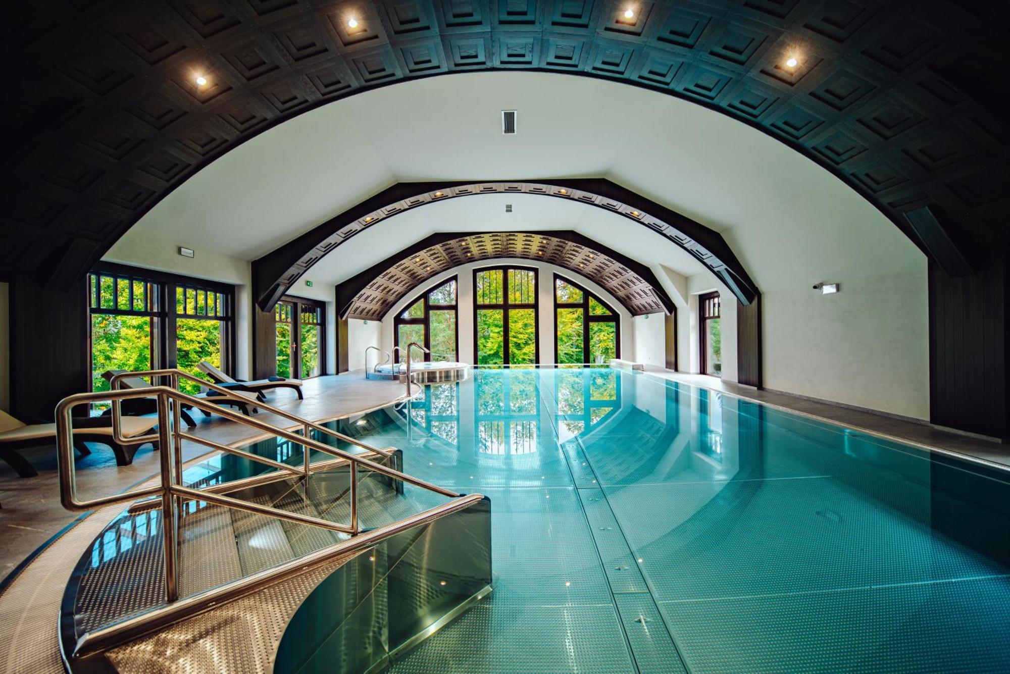 Park Hotel Kur & Spa ชเวียราโดว์-สโดรยจ์ ภายนอก รูปภาพ